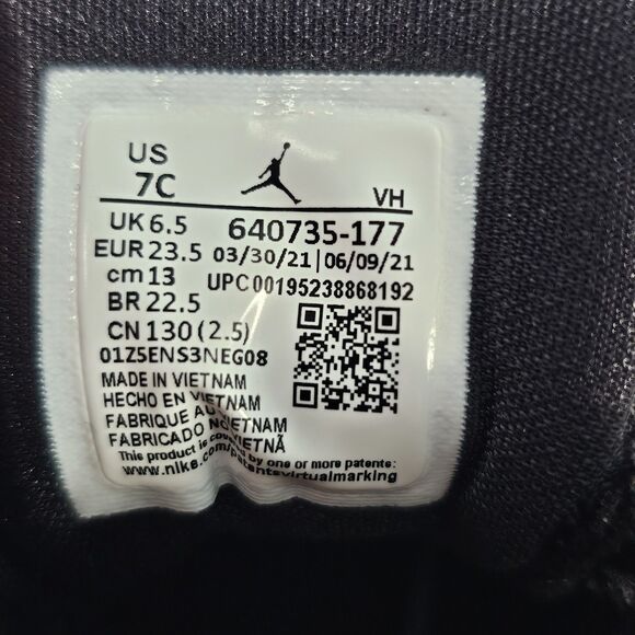 Nike Air Jordan 1 Mid TD White Pollen Black Sneakers 640735-177 Size 7C (13 cm) - Picture 8 of 8